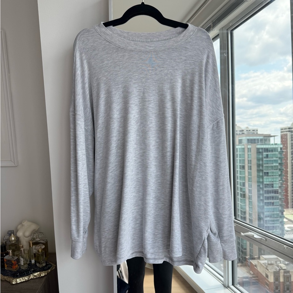 Abercrombie & Fitch Light Gray Crewneck Tee